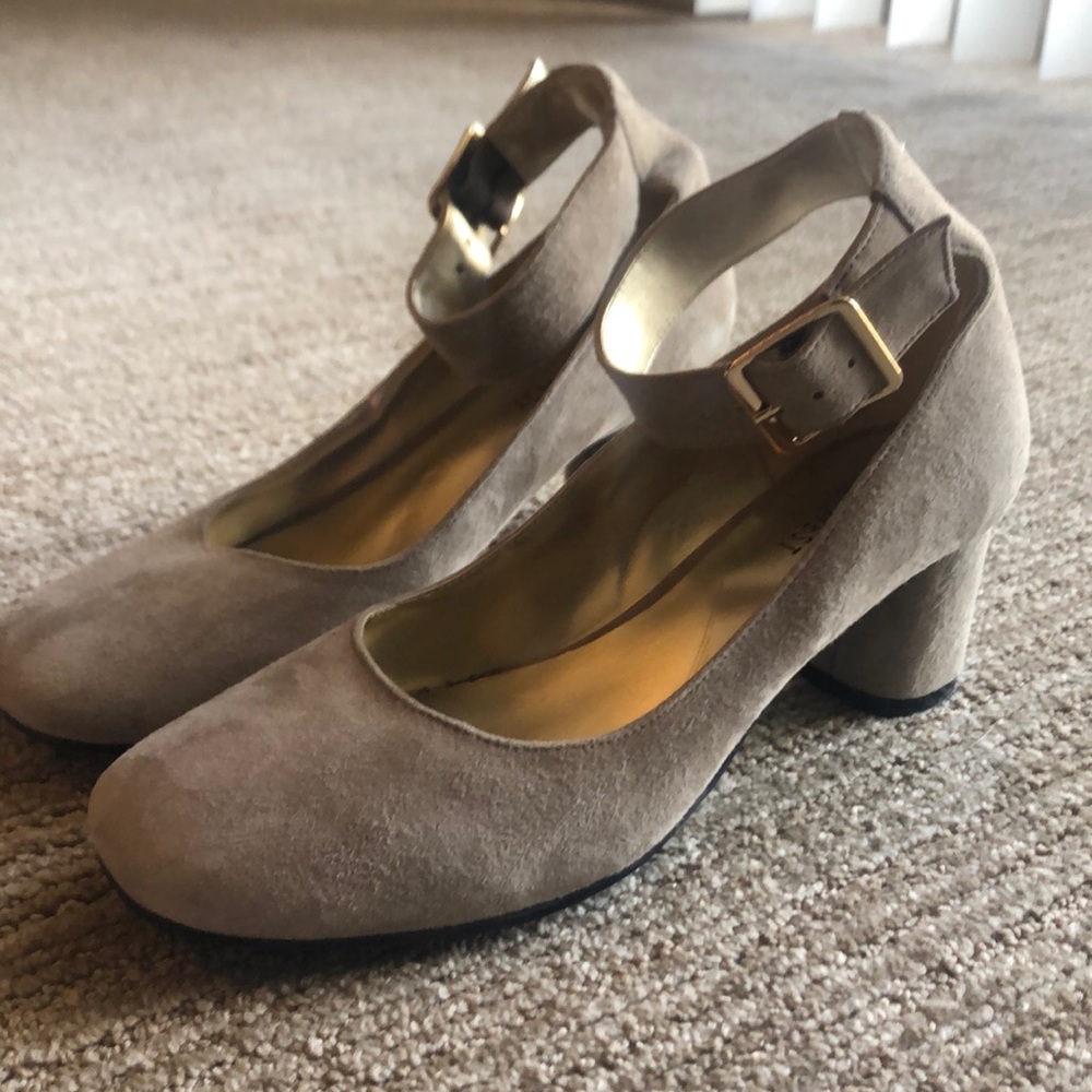Nine West Nude Suede Shoes
